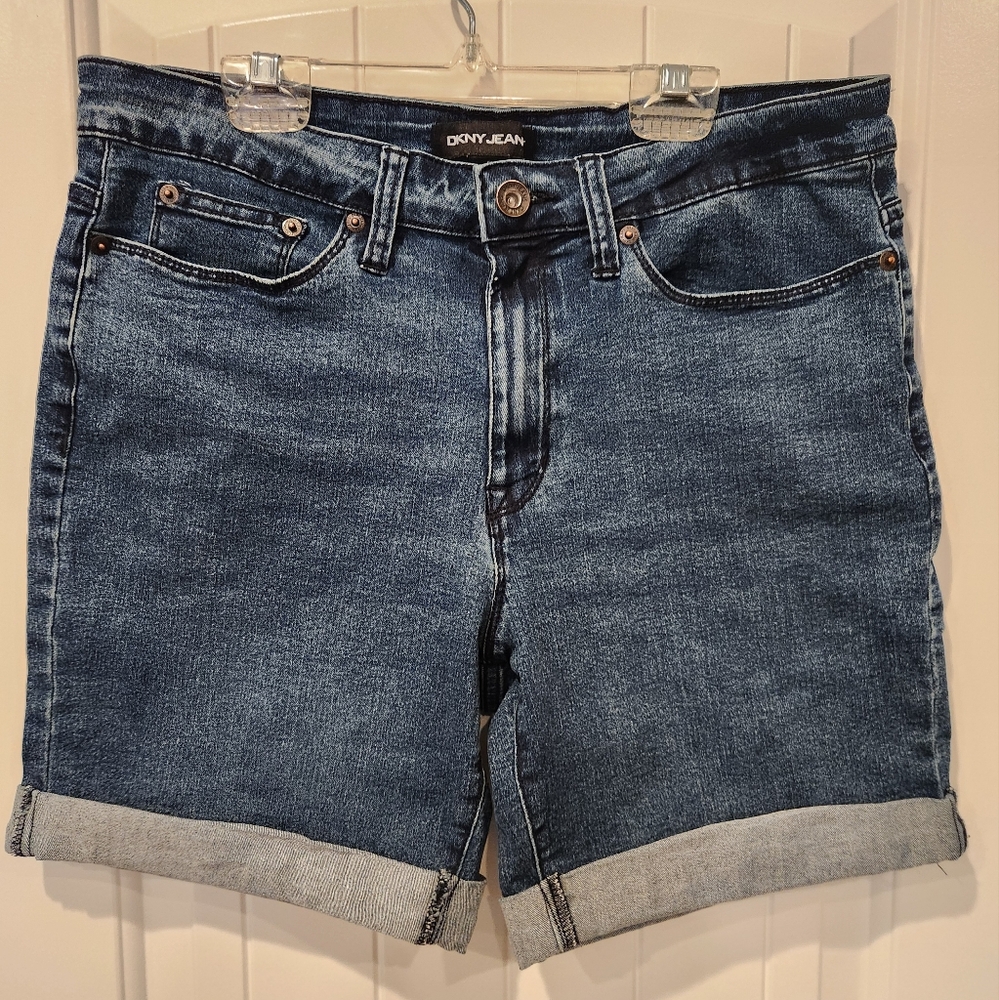 DKNY Cuffed Jean Shorts Sz 8